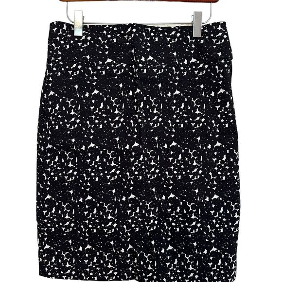 Margaret M Slimming Pencil Skirt-Black & White - Size‎ Medium - Picture 3 of 10